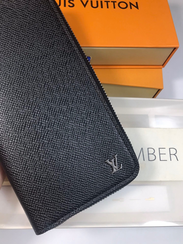 LVコピーウォレット側面デザイン